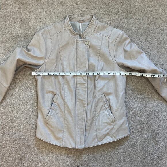 Free People Vegan Faux Leather Moto Jacket Size 8 Light Beige Knit Panels Boho - Picture 7 of 8